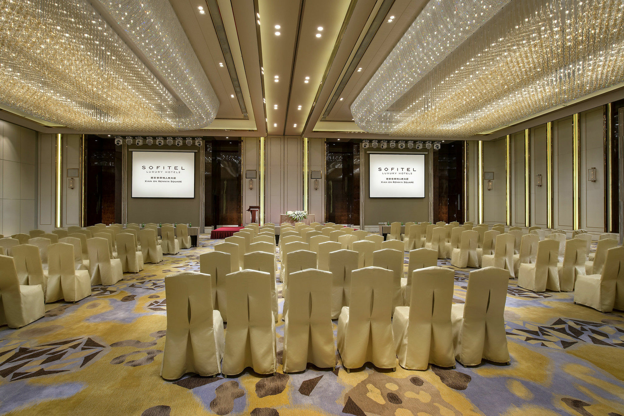 Grand Mercure Xian On Renmin Square Esterno foto